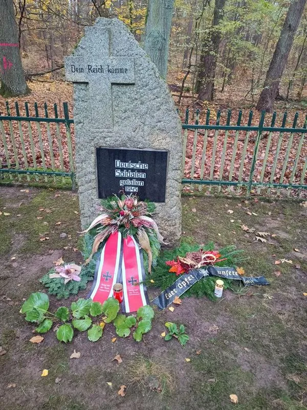 2024-11-25-volkstrauertag-bild-08.jpg