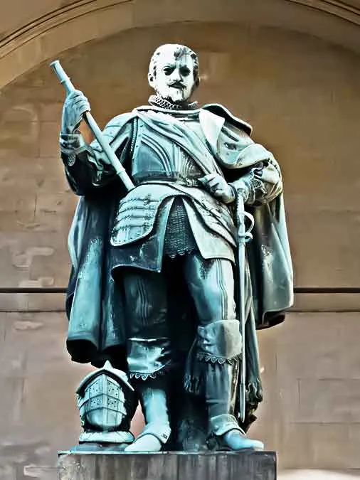 Feldherrnhalle_Tilly.jpg