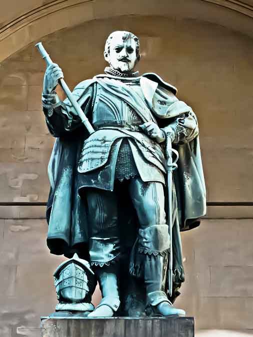 Feldherrnhalle_Tilly.jpg