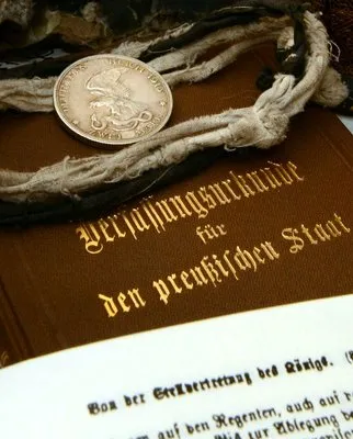 verfassungsurkunde.jpg