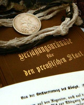 verfassungsurkunde.jpg